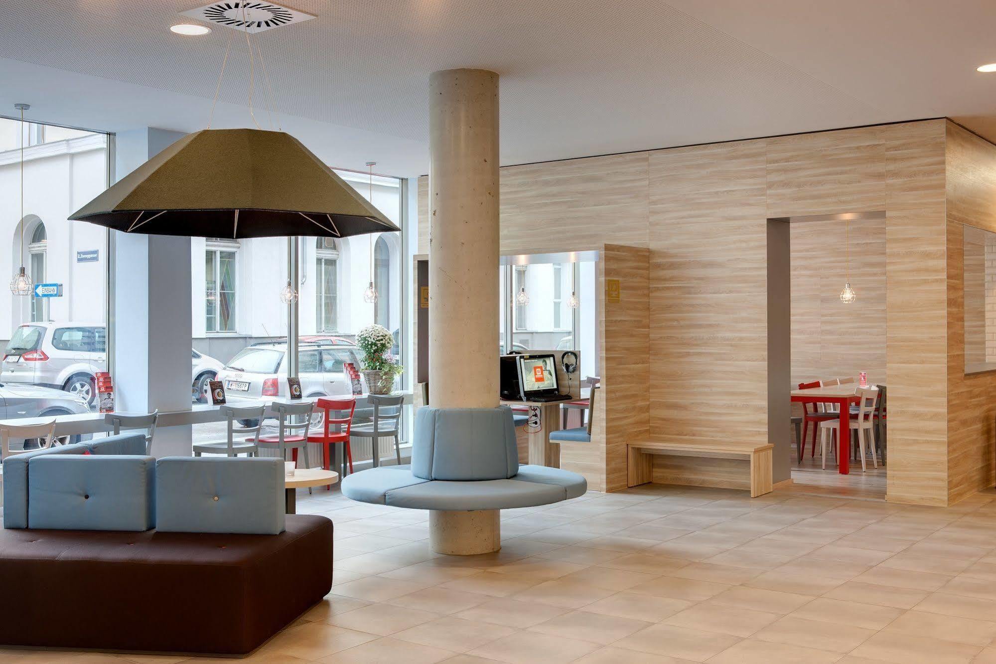Hotel Meininger Downtown Franz Wien